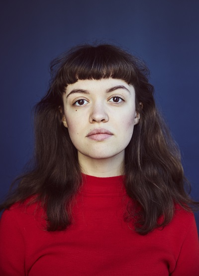 Matilda Schyborger porträtt innergården